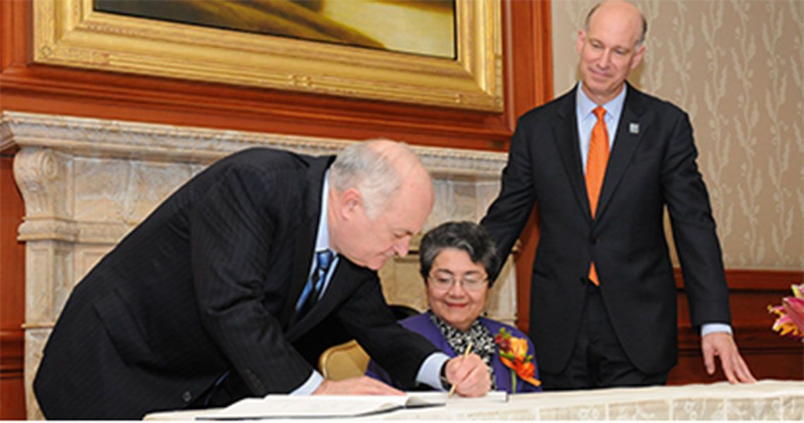 Dr. Yolanda C. Oertel with Dean Akman and President Knapp