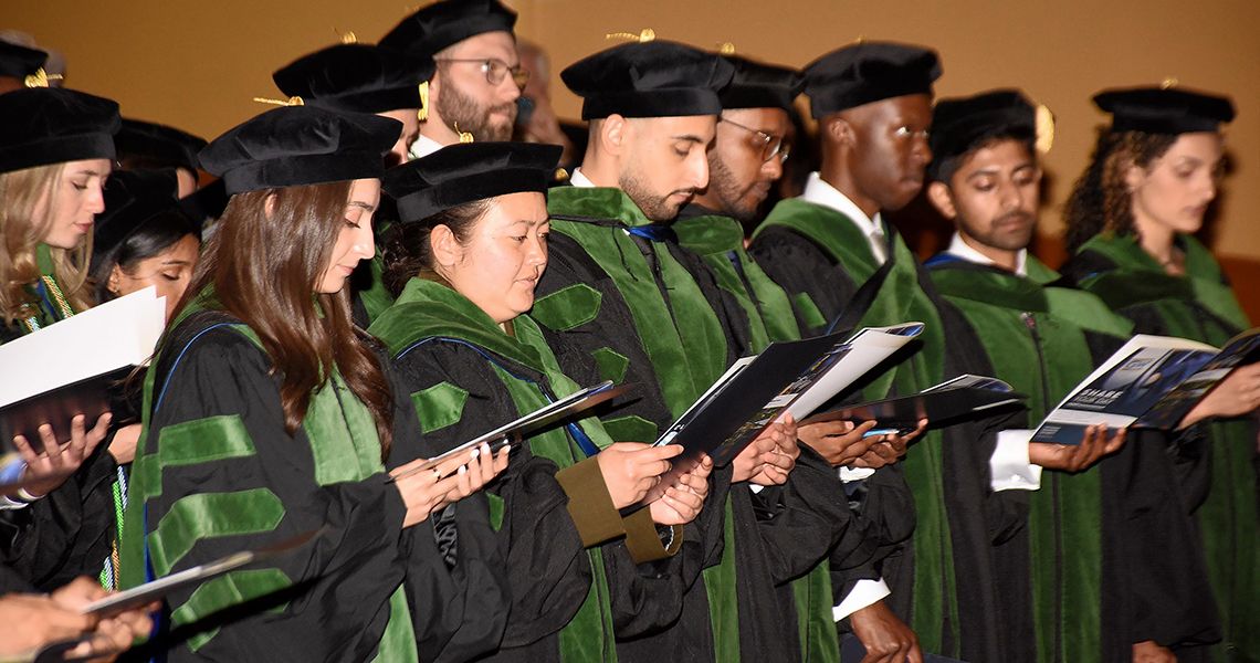 Students recite the Hippocratic oath