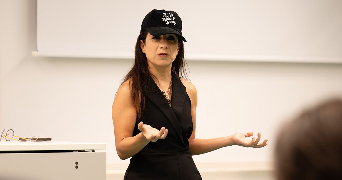 Zareen Zaidi, lecturing at the Karolinska Institutet