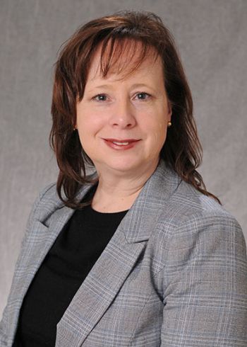 Dr. Maura Polansky posing for a portrait