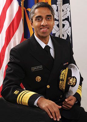 Vivek Murthy posing for a portrait