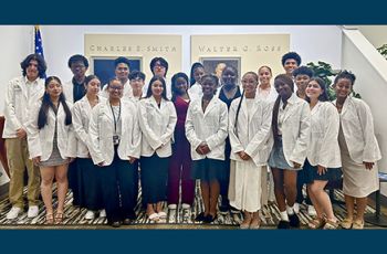 DC HAPP studnets in Ross Hall